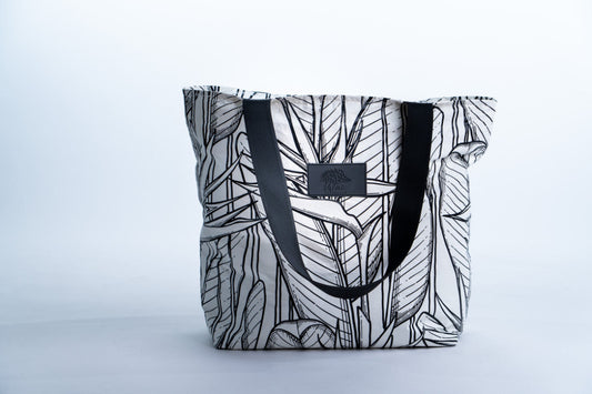 White Strelitzia -Tote